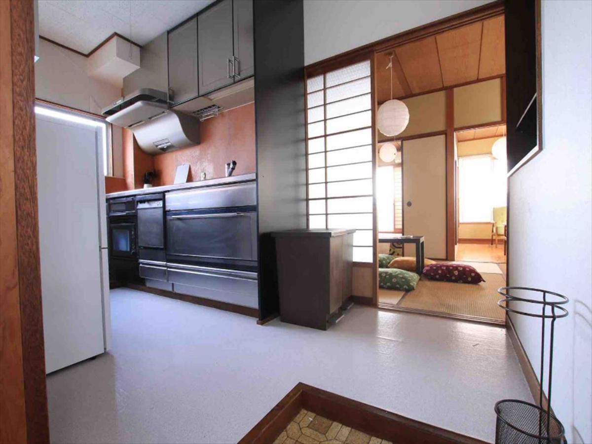 Goraku Shinfu-Kae Apartman Oszaka Kültér fotó